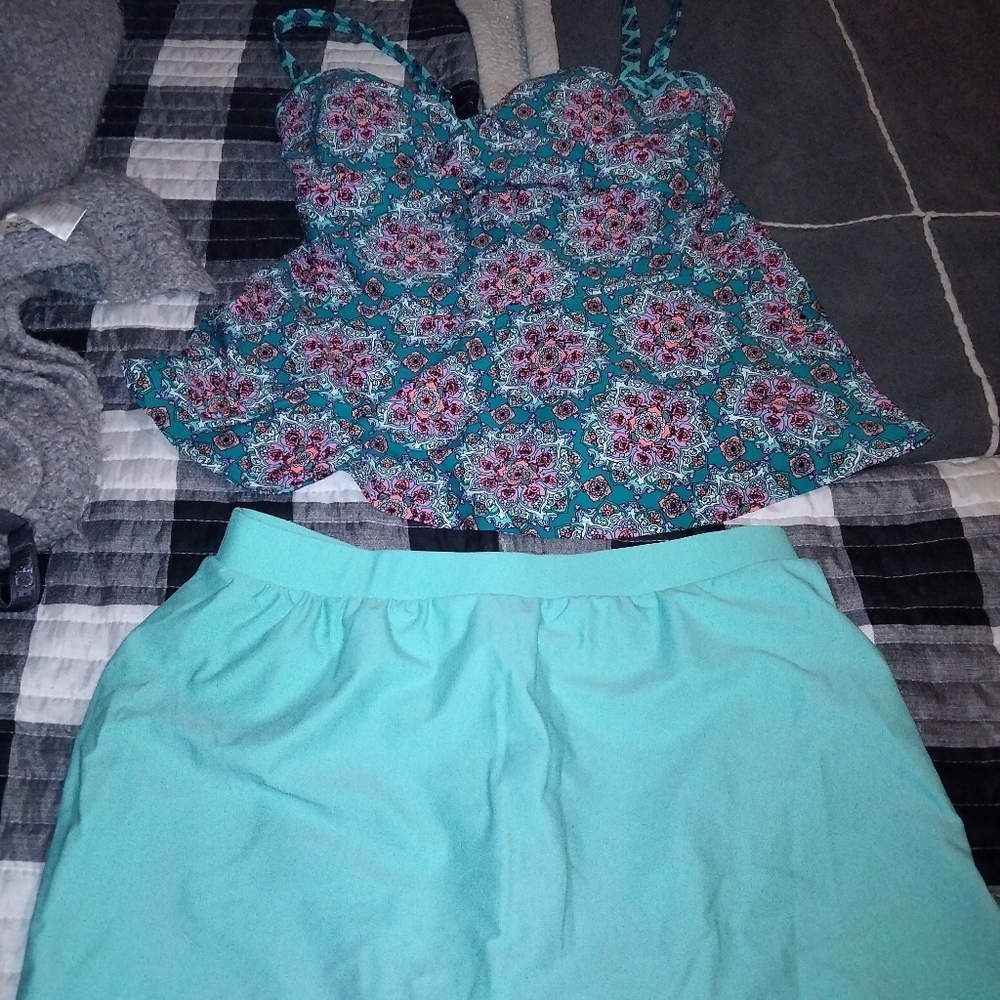 Bathing suit